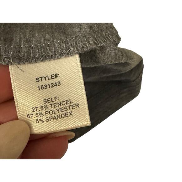 Current Air Eyelash Embroidered Crop Top Gray Tee Shirt Small - Picture 7 of 8